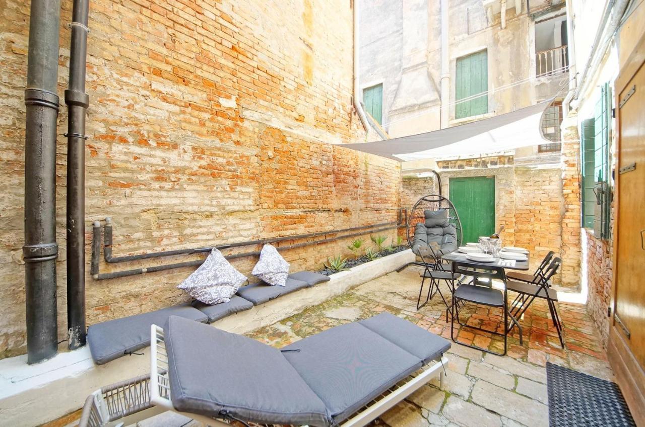 Gondola View Apartment Venedik Dış mekan fotoğraf