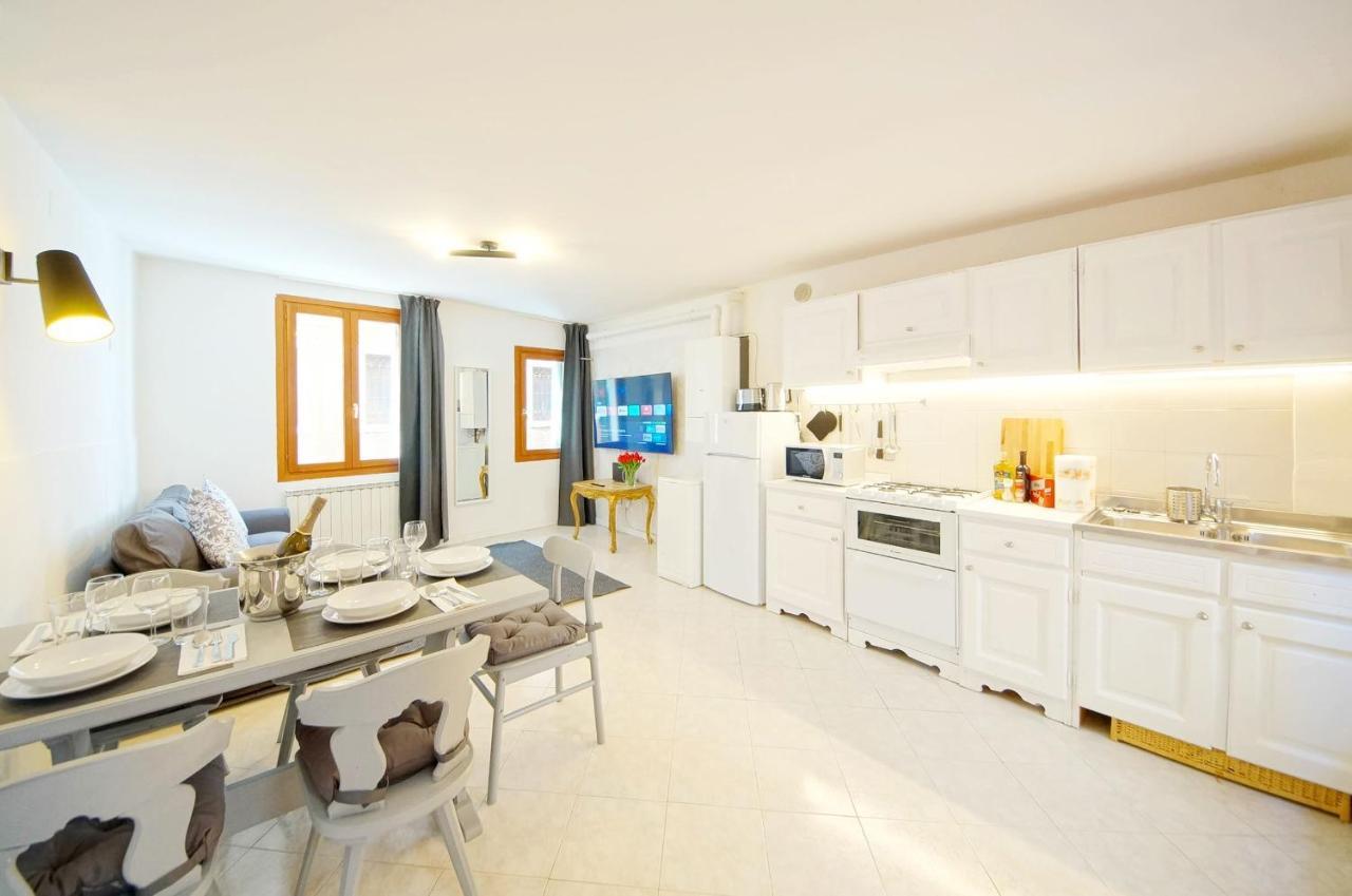 Gondola View Apartment Venedik Dış mekan fotoğraf